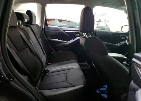 2021 Subaru Forester Premium z USA, uszkodzony, nr VIN JF2SKAJC1MH495349